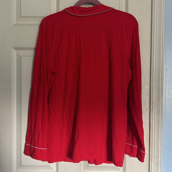 Victoria’s Secret red long sleeve pajama top size large long - Picture 2 of 3